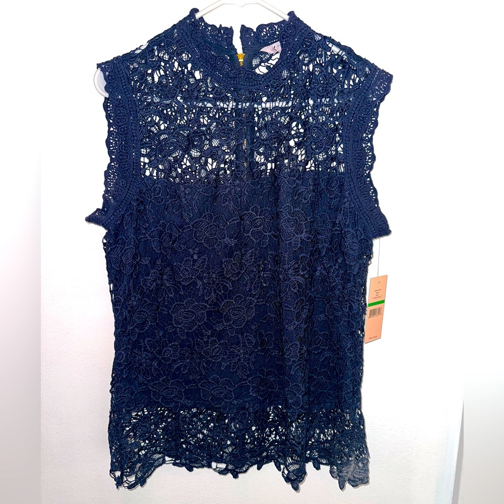 Nanette lace sleeveless top new with tags